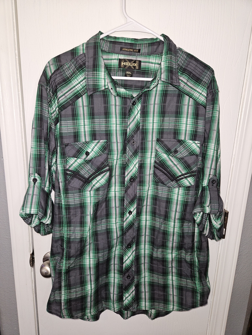 Helix Men's Green and Gray Plaid Button-Down Shirt